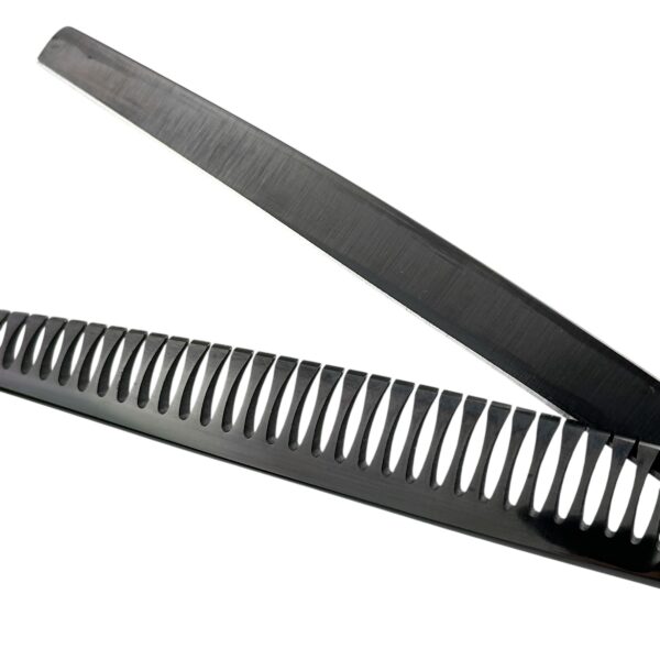 California 7.5" Curved Chunker Scissors - Image 2
